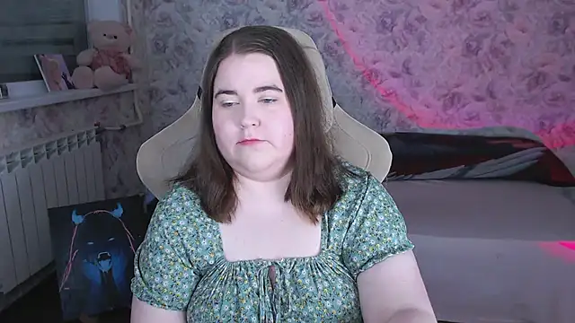 Estelle Hicks online show from 05-30-26, 06:57