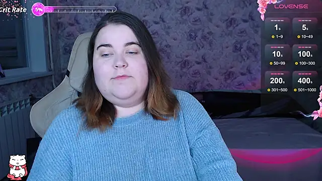 Estelle Hicks online show from 10-07-25, 06:09