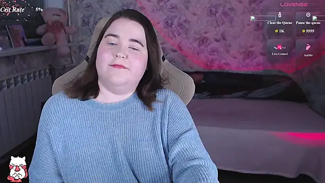 Estelle Hicks online show from 04-15-26, 06:45