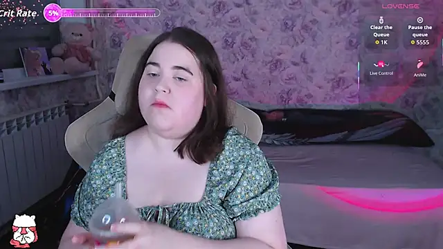 Estelle Hicks online show from 05-16-26, 07:02