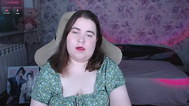 Snapshot of Estelle_Hicks chatting on 06-24-26, 07:22 Estelle Hicks online show from 06-24-26, 07:22