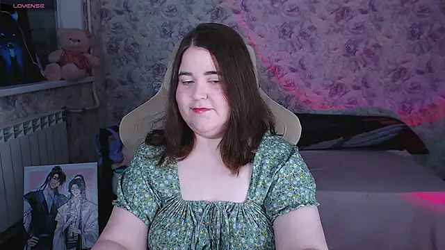 Snapshot of Estelle_Hicks chatting on 06-04-26, 07:18 Estelle Hicks online show from 06-04-26, 07:18