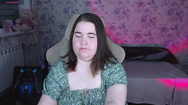 Estelle Hicks online show from 05-21-26, 07:11