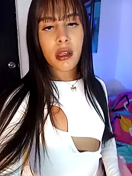 Snapshot of LittleEmmaa chatting on 02-03-26, 06:40 LittleEmmaa online show from 02-03-26, 06:40