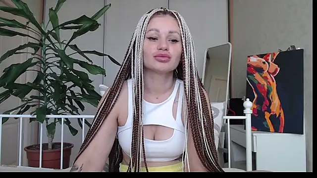 Snapshot of ShyEvaa chatting on 07-02-26, 03:07 ShyEvaa online show from 07-02-26, 03:07