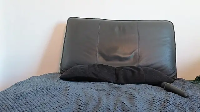 Snapshot of AmaliaMarkova_ chatting on 10-28-25, 07:29 AmaliaMarkova online show from 10-28-25, 07:29