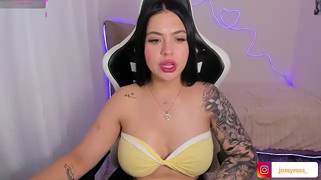 Victoryyy  online show from 09-23-25, 08:16