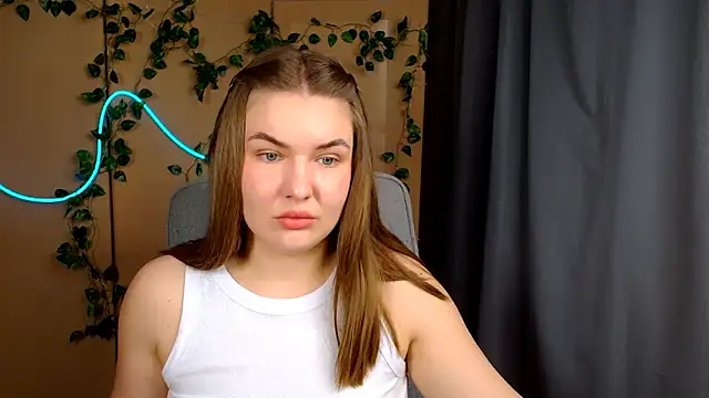 Snapshot of Glory_air chatting on 04-24-26, 06:37 Glory air online show from 04-24-26, 06:37