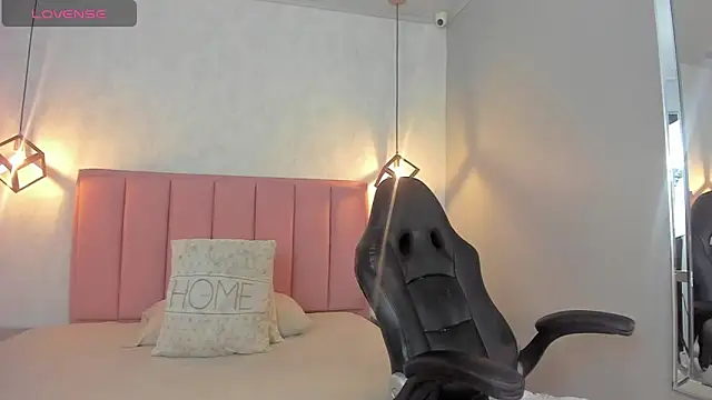 SUNNYCYRUS online show from 03-26-26, 12:58