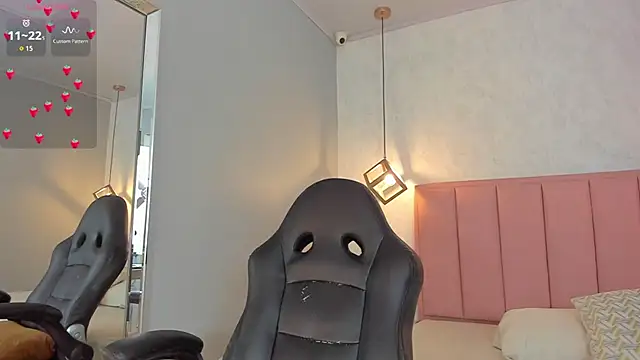 SUNNYCYRUS online show from 05-23-26, 12:59
