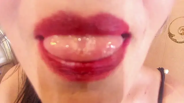 Celeste Baker  online show from 07-10-26, 12:16