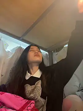 Be-MyMy online show from 02-17-25, 01:33