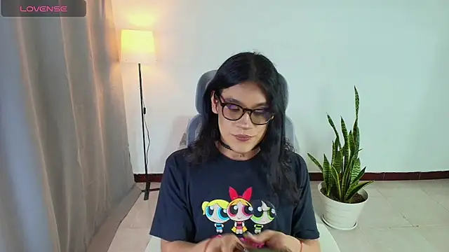 vitta alfayed online show from 10-17-25, 01:53