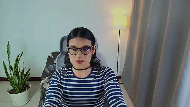 vitta alfayed online show from 10-28-25, 11:14