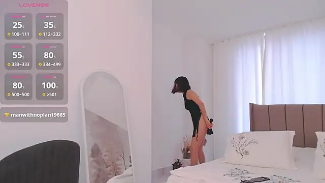 Snapshot of TumiLio chatting on 01-13-25, 07:00 TumiLio online show from 01-13-25, 07:00