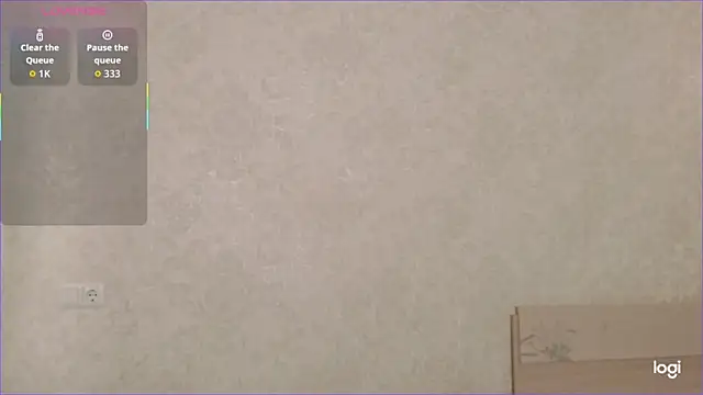 Snapshot of TumiLio chatting on 10-14-25, 02:28 TumiLio online show from 10-14-25, 02:28