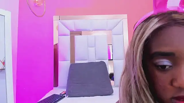 natasha sexy69 online show from 10-31-25, 11:07