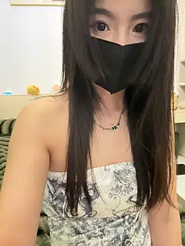 Snapshot of FeiFei-babe chatting on 03-06-25, 04:38 FeiFei-babe online show from 03-06-25, 04:38