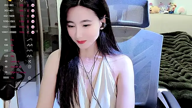 Snapshot of FeiFei-babe chatting on 03-12-25, 05:38 FeiFei-babe online show from 03-12-25, 05:38