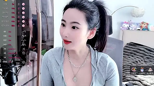 Snapshot of FeiFei-babe chatting on 02-18-25, 04:48 FeiFei-babe online show from 02-18-25, 04:48