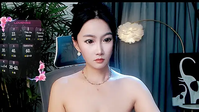 Snapshot of FeiFei-babe chatting on 10-15-25, 01:30 FeiFei-babe online show from 10-15-25, 01:30