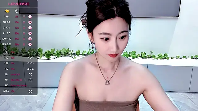 Snapshot of FeiFei-babe chatting on 02-26-25, 05:53 FeiFei-babe online show from 02-26-25, 05:53