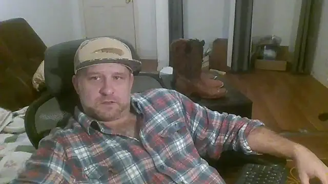 Snapshot of poundyouout69 chatting on 02-12-26, 08:41 poundyouout69 online show from 02-12-26, 08:41