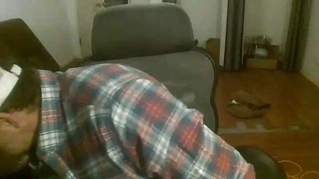 Snapshot of poundyouout69 chatting on 01-07-26, 01:21 poundyouout69 online show from 01-07-26, 01:21