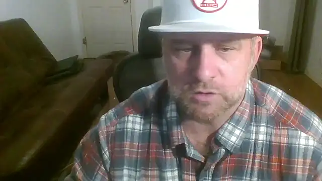 Snapshot of poundyouout69 chatting on 02-05-26, 06:31 poundyouout69 online show from 02-05-26, 06:31