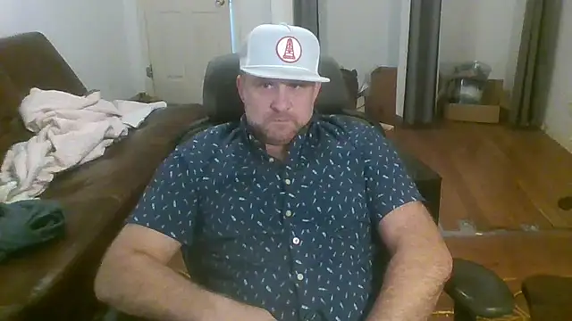 Snapshot of poundyouout69 chatting on 02-13-26, 09:04 poundyouout69 online show from 02-13-26, 09:04