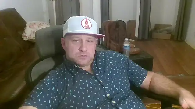 Snapshot of poundyouout69 chatting on 02-20-26, 03:47 poundyouout69 online show from 02-20-26, 03:47