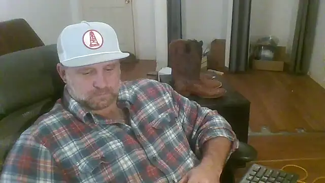 Snapshot of poundyouout69 chatting on 02-06-26, 07:54 poundyouout69 online show from 02-06-26, 07:54