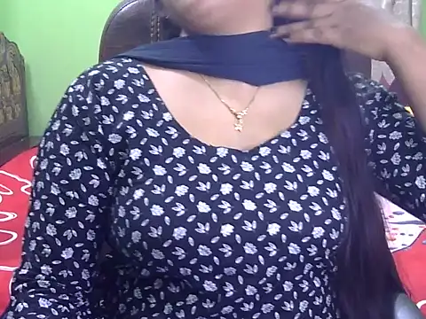 BengaliQueenStar online show from 11-29-25, 04:18