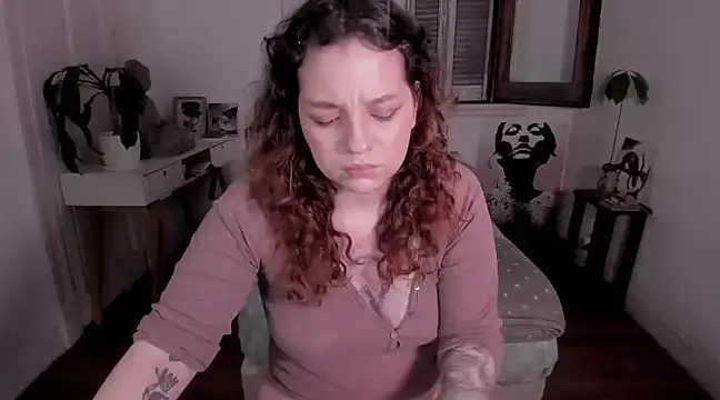 sophia goth online show from 02-25-25, 11:59