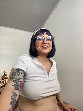 sophia goth online show from 12-21-25, 07:37