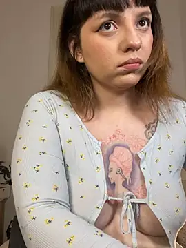 sophia goth online show from 12-24-24, 01:16