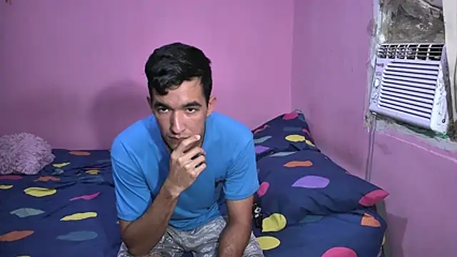 Sweetiefoxxx online show from 01-08-26, 06:36