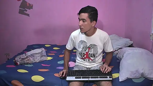 Sweetiefoxxx online show from 04-10-26, 07:21