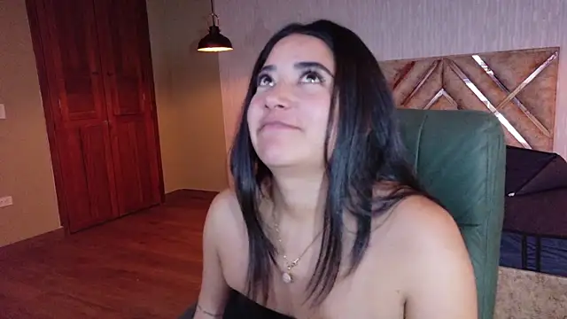 Susy thomson online show from 10-26-25, 03:40