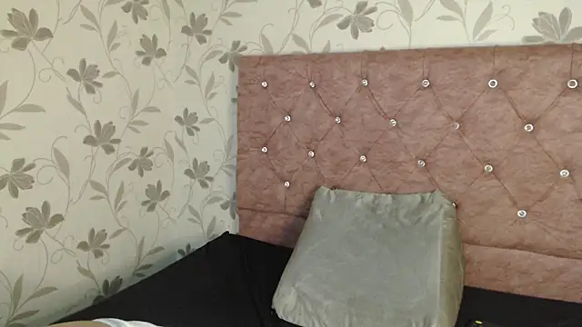 Susy thomson online show from 03-11-25, 01:59