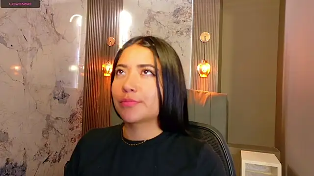 Susy thomson online show from 10-04-25, 10:44