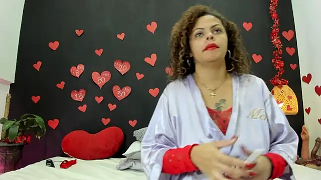 Luna smit08 online show from 02-16-26, 09:45