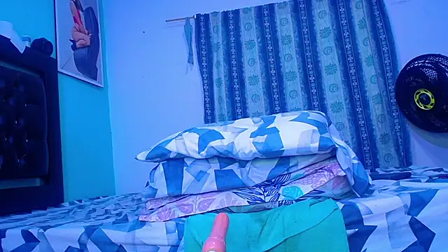 cristinapuerta- online show from 12-28-24, 08:25