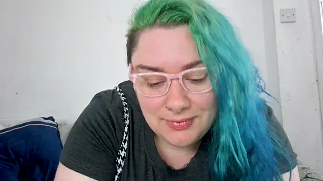 Bustycurves online show from 05-15-26, 10:02