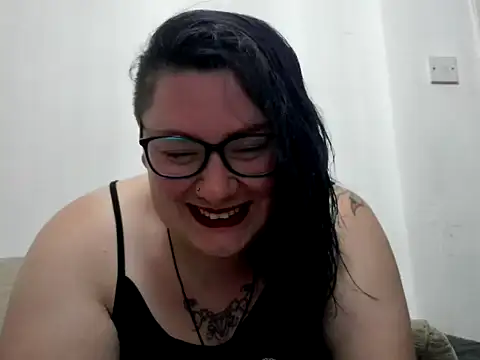 Bustycurves online show from 09-17-25, 08:00