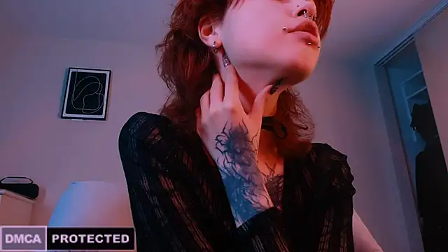 NaughtyLittleFox online show from 03-05-25, 04:13