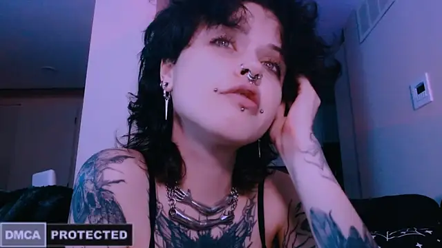 NaughtyLittleFox online show from 02-27-26, 04:45