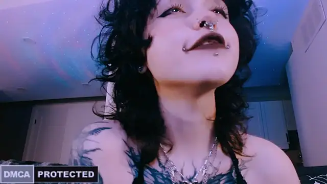 Snapshot of NaughtyLittleFox chatting on 05-04-26, 03:10 NaughtyLittleFox online show from 05-04-26, 03:10