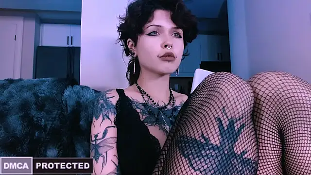 NaughtyLittleFox online show from 11-06-25, 05:00