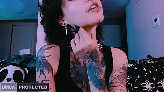 NaughtyLittleFox online show from 02-15-26, 04:13